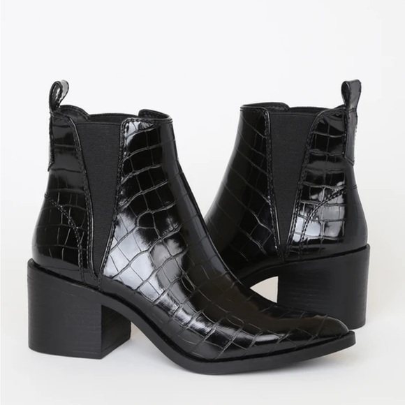 Steve Madden Audience Black Crocodile Pointed Toe Ankle Boots - Picture 4 of 4